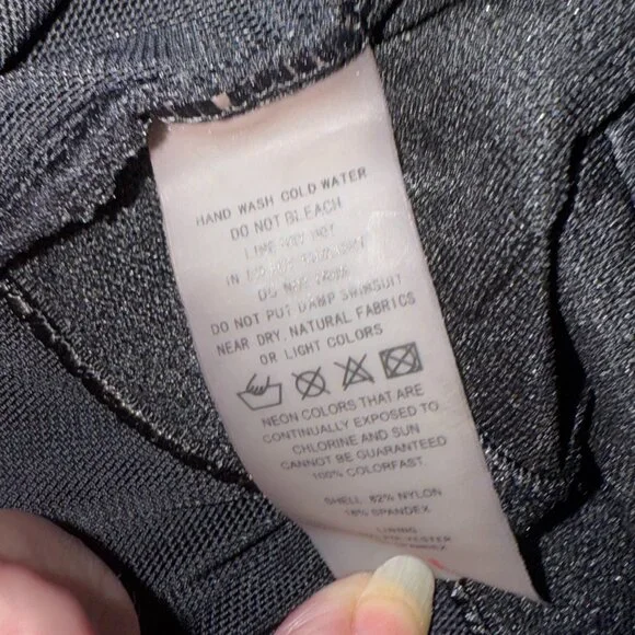 Unbranded Swimdress 1 Piece Adjustable Straps Blk & Wht Tropical Print Size XL - Picture 9 of 12